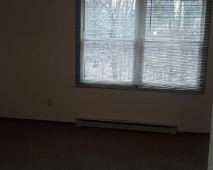 2529 Ridgewood St #B — Photo 17