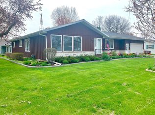 1105 N Water St, Watertown, WI 53098