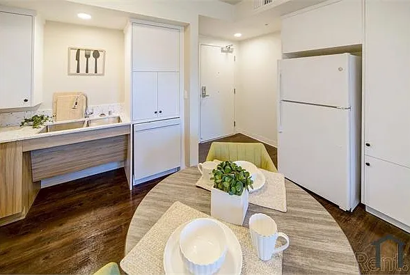 600 Roble Ave #409 — Photo 7