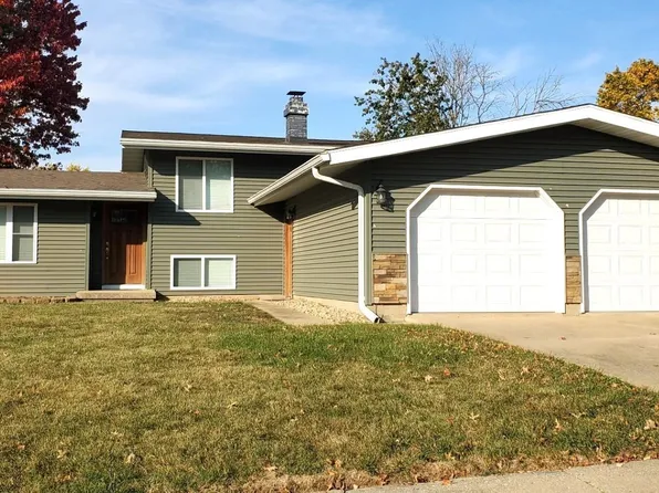 1480 E Sycamore St, Canton, IL 61520