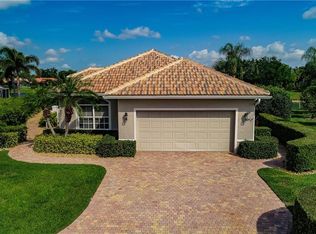 10819 Fulmar Ct, Naples, FL 34119