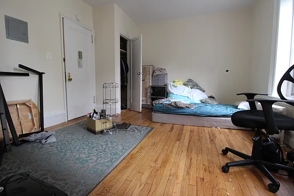 Rented by Luxor Homes & Investment Realty | media 35