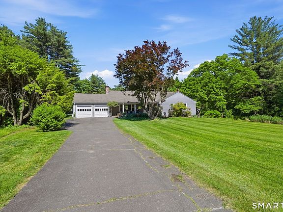 3rd image of 542 Halladay Avenue West