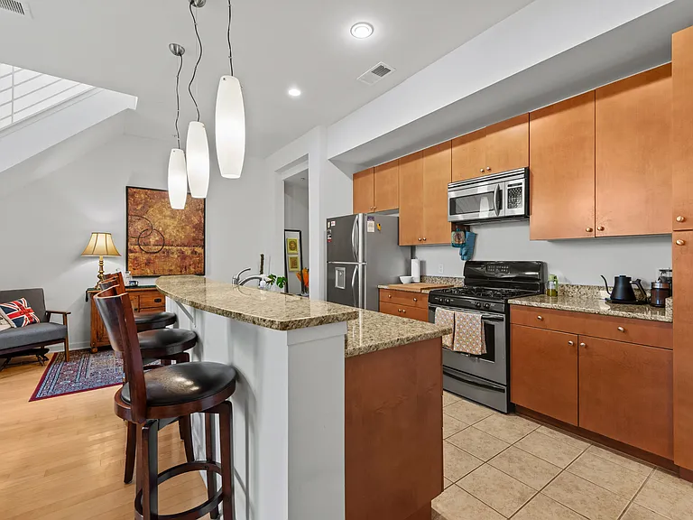 1209 N Charles St #410 — Photo 32