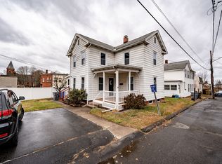14 Wallace St, Enfield, CT 06082