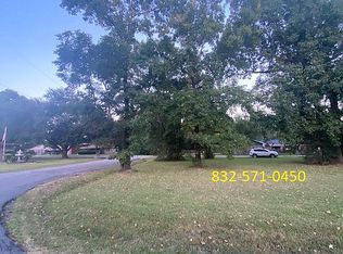 26 Sue Ln, Highlands, TX 77562