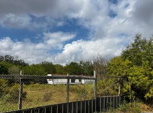 1419 Kayroe Rd #45, Adkins, TX 78101