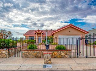 253 Bay Club Dr, Santa Teresa, NM 88008