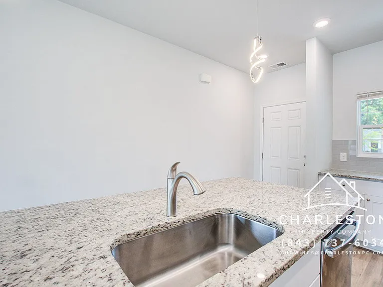 347 Matuskovic Dr — Photo 7