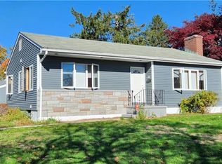 340 2nd Hill Ln, Stratford, CT 06614