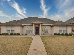 5104 Independence Ave, Arlington, TX 76017