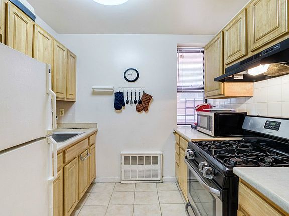 2nd image of 513 W 157th St APT 2D