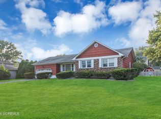 15 Kimberly Dr, Ocean, NJ