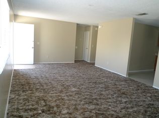 16040 Serrano Rd APT 4, Apple Valley, CA 92307