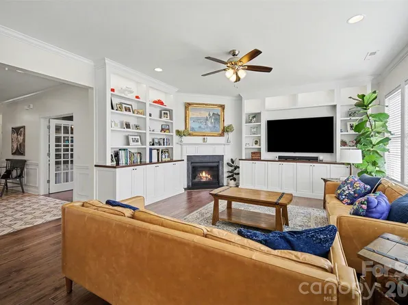 11530 Sweet Birch Ln, Charlotte, NC 28278