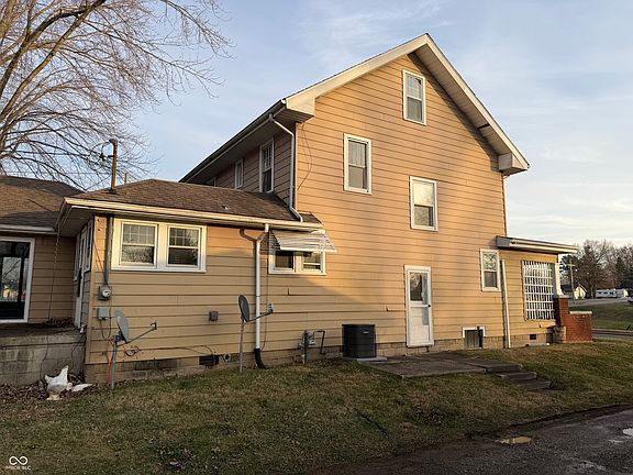 5th image of 714 E Sigler St