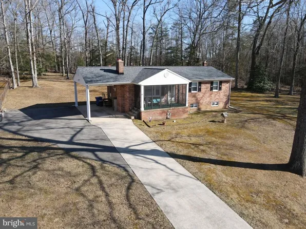 12995 Hickory Ave, Waldorf, MD 20601