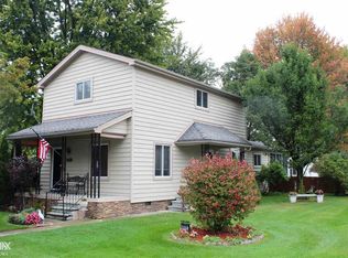 9370 Short Cut Rd, Fair Haven, MI 48023