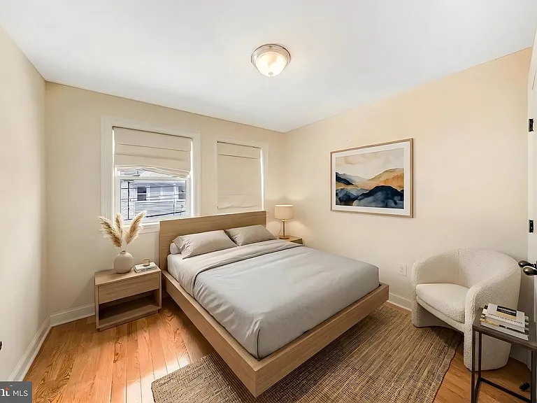 1505 Spring Pl NW — Photo 26