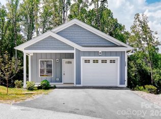 139 Northbend Dr, Asheville, NC 28804