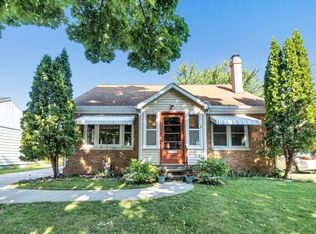 610 Goodell St, Green Bay, WI 54301