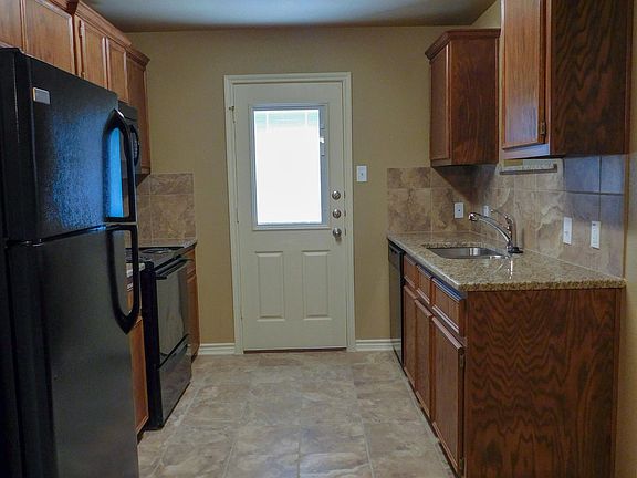 4th image of 4605 Passion Flower Blvd APT B