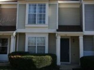 150 Edinburgh Sq, Sterling, VA 20164
