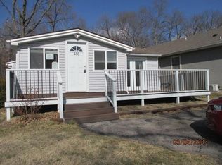 138 T St, Lees Summit, MO 64086