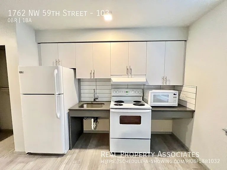 1762 NW 59th St #103 — Photo 8