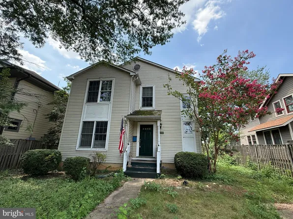 1622 N Adams St, Arlington, VA 22201