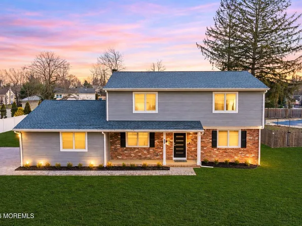 1 Robin Drive, Oakhurst, NJ 07755