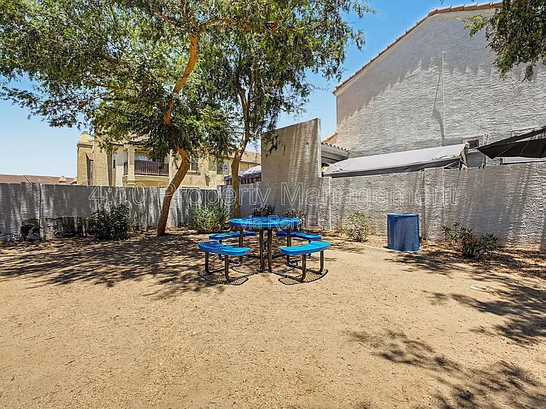 280 S Elizabeth Way #37 — Photo 34