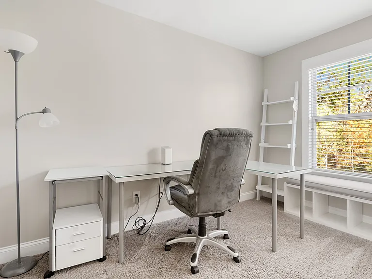 4101 Hartland St — Photo 21