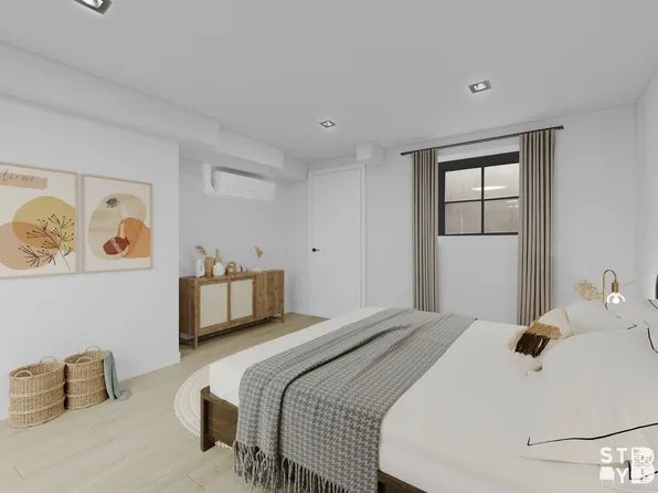 1130 Manhattan Avenue image 9 of 10