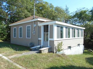 5 Upland Rd, Wareham, MA 02571