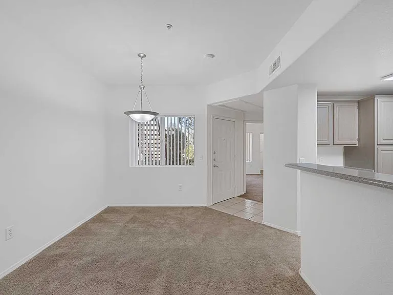Noble Park — Photo 22