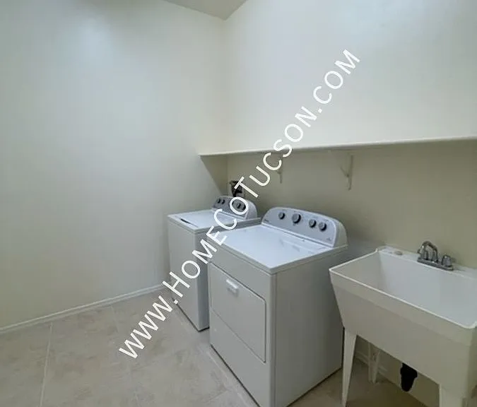 38628 S Running Roses Ln — Photo 20
