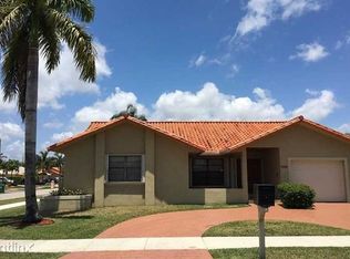 10487 SW 68th St, Miami, FL 33173