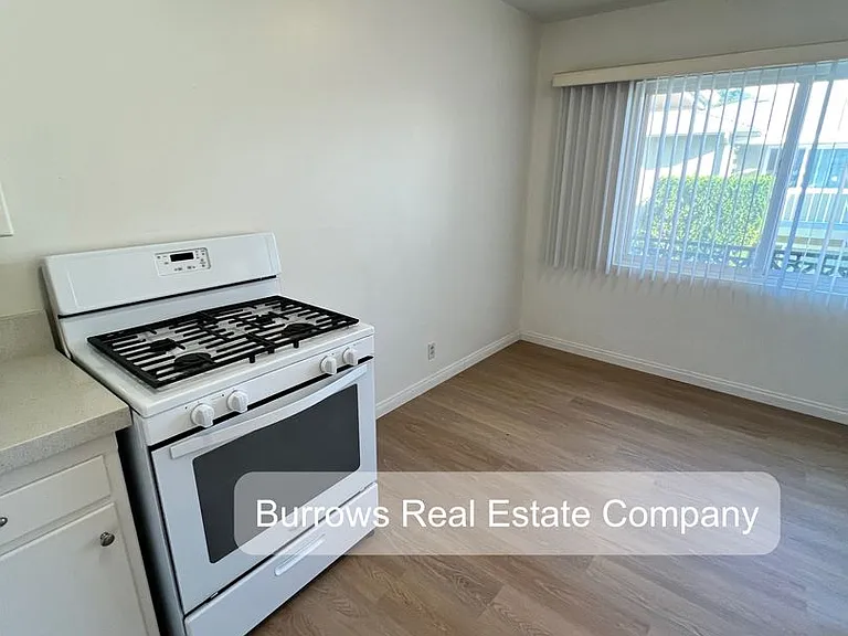 262 N Dos Caminos Ave — Photo 4
