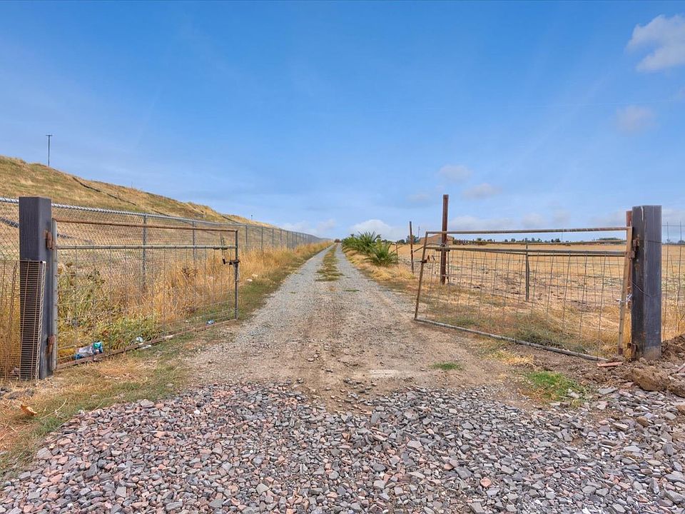 1st image of 12989 E Diamond Ln