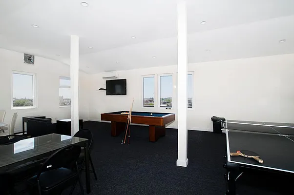 Rented by Level Group | media 17