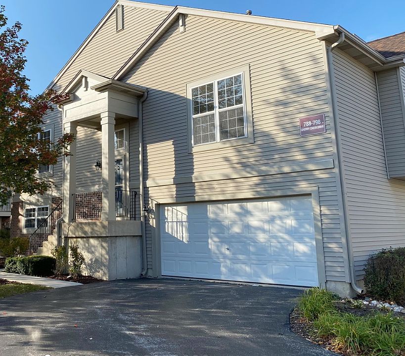 1st image of 788 Cherry Creek Dr