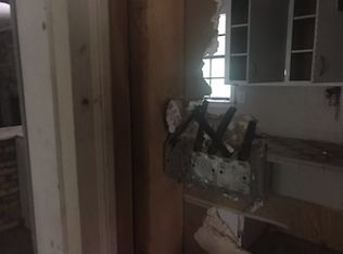 7206 Gregory St, Moss Point, MS 39563