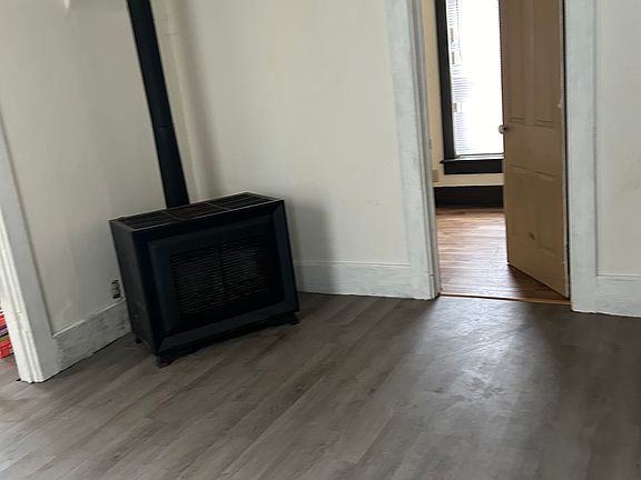2nd image of 401 Highland St