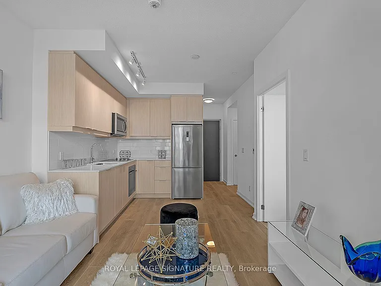 36 Forest Manor Rd #722 — Photo 7