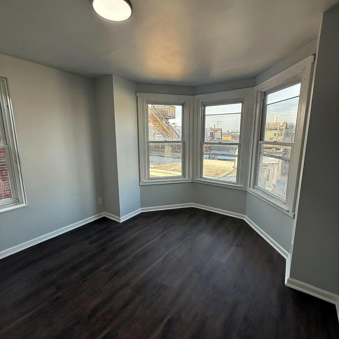 Studio, 1.0 bath, 372 sqft, $1,400 — Photo 2