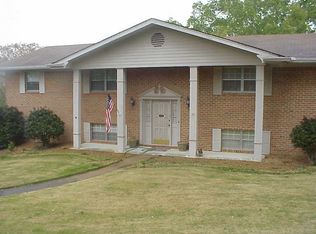 1205 King Arthur Rd, Chattanooga, TN 37421