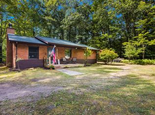 20454 Nofsger Rd, Lake Ann, MI 49650