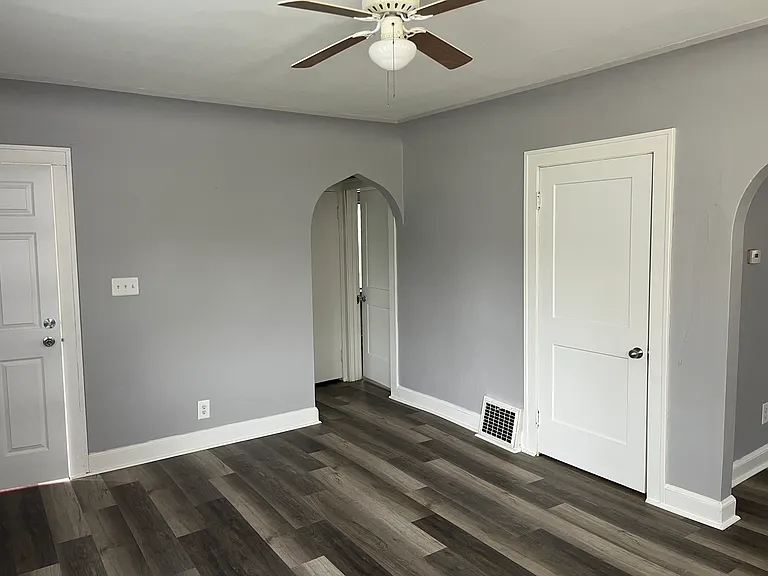 1919 Kensington Rd #1 — Photo 9