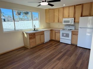 1771 Vista Del Lago #A, Fallbrook, CA 92028